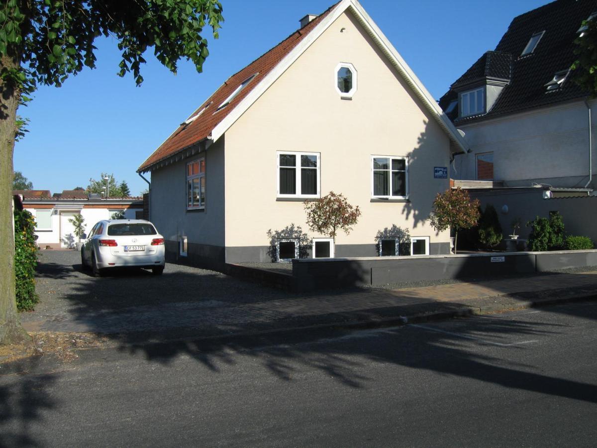 Amalie Bed And Breakfast & Apartments Odense Kültér fotó