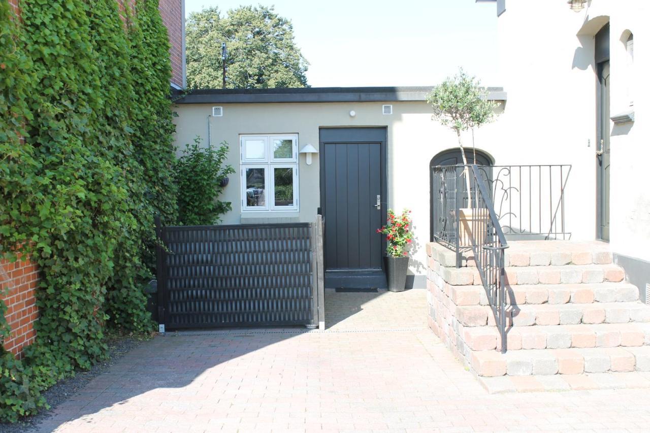 Amalie Bed And Breakfast & Apartments Odense Kültér fotó